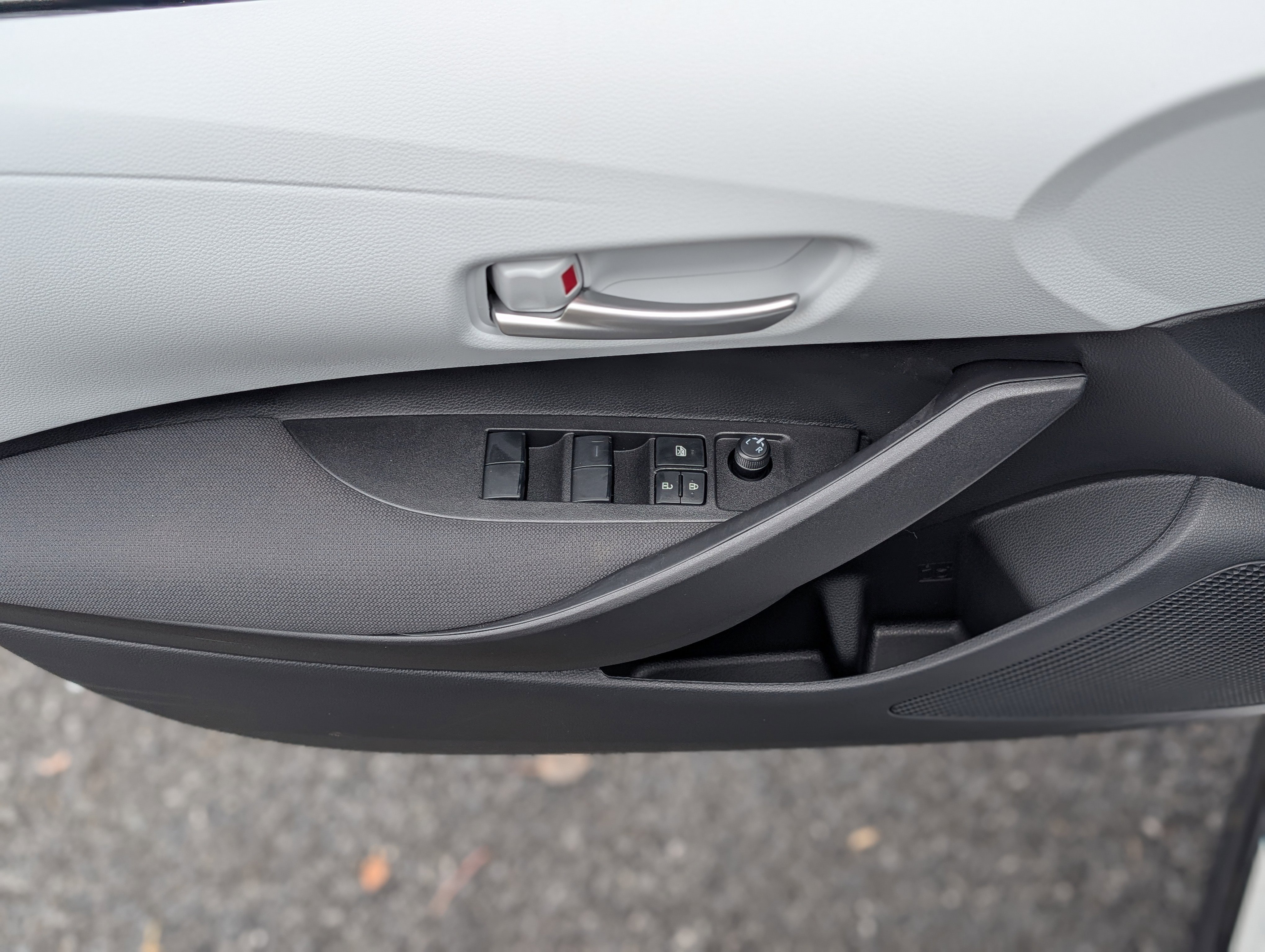 New 2026 Toyota Corolla SE image 23