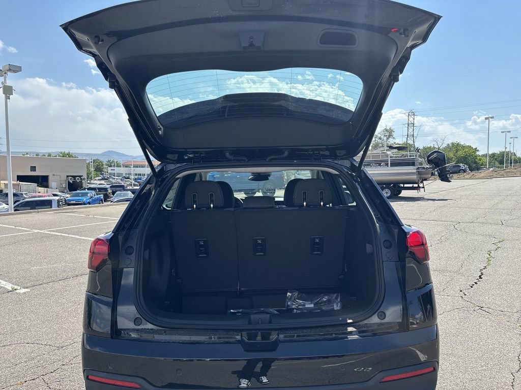 New 2027 Chevrolet Bolt LT w/ Comfort Package FWD image 26