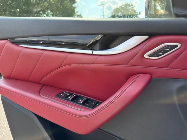 Used 2019 Maserati Levante S AWD/4WD image 8