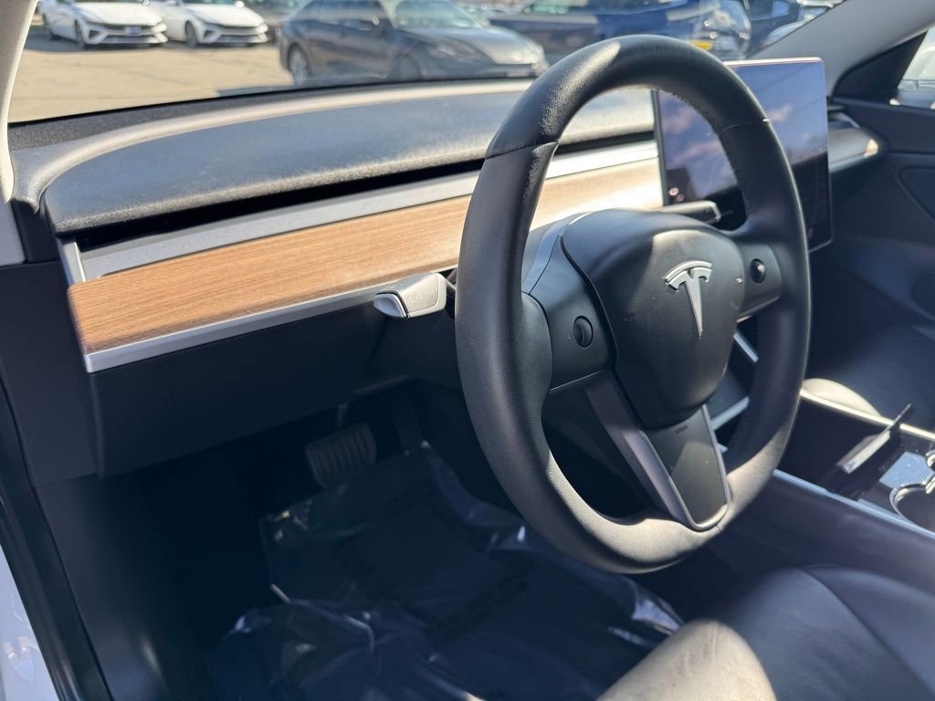 Used 2020 Tesla Model 3 Long Range image 16