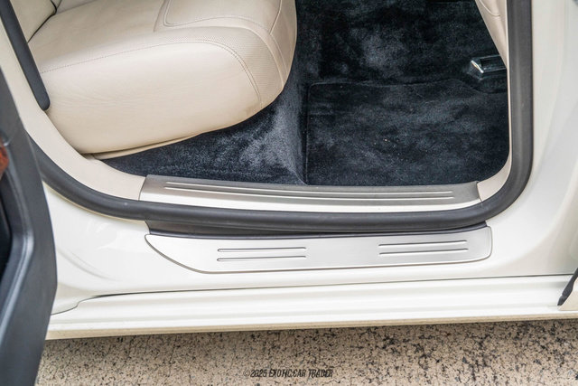 Used 2015 Rolls-Royce Ghost image 91