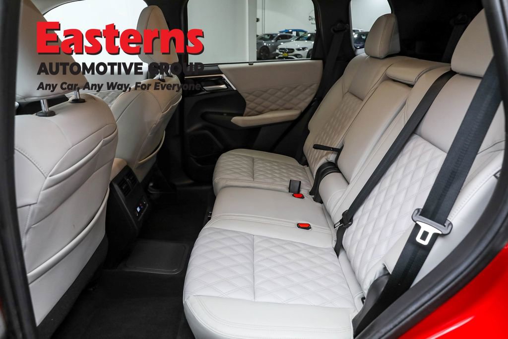 Used 2024 Mitsubishi Outlander SEL image 20