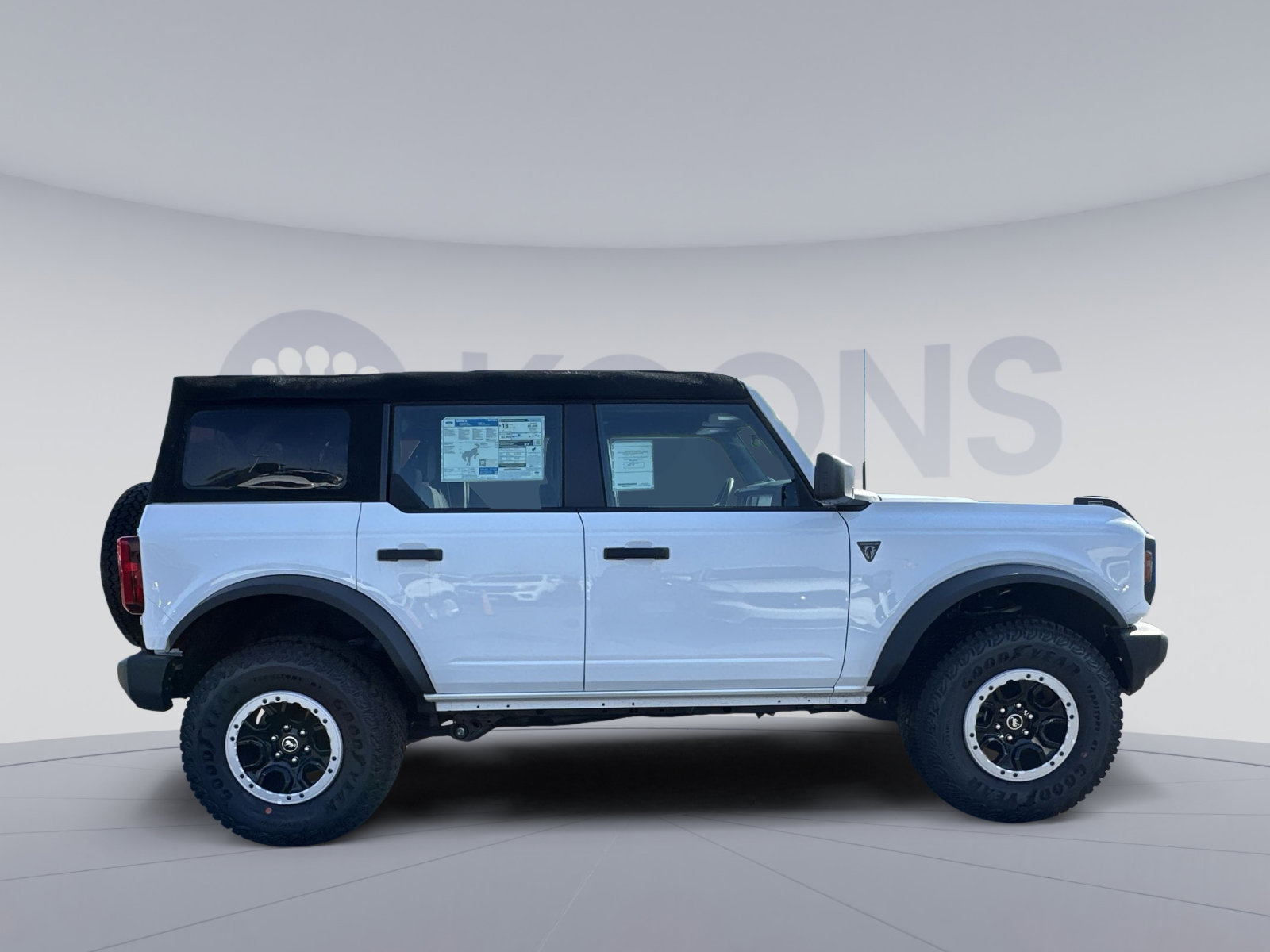New 2025 Ford Bronco 4-Door w/ Sasquatch Package AWD/4WD image 17