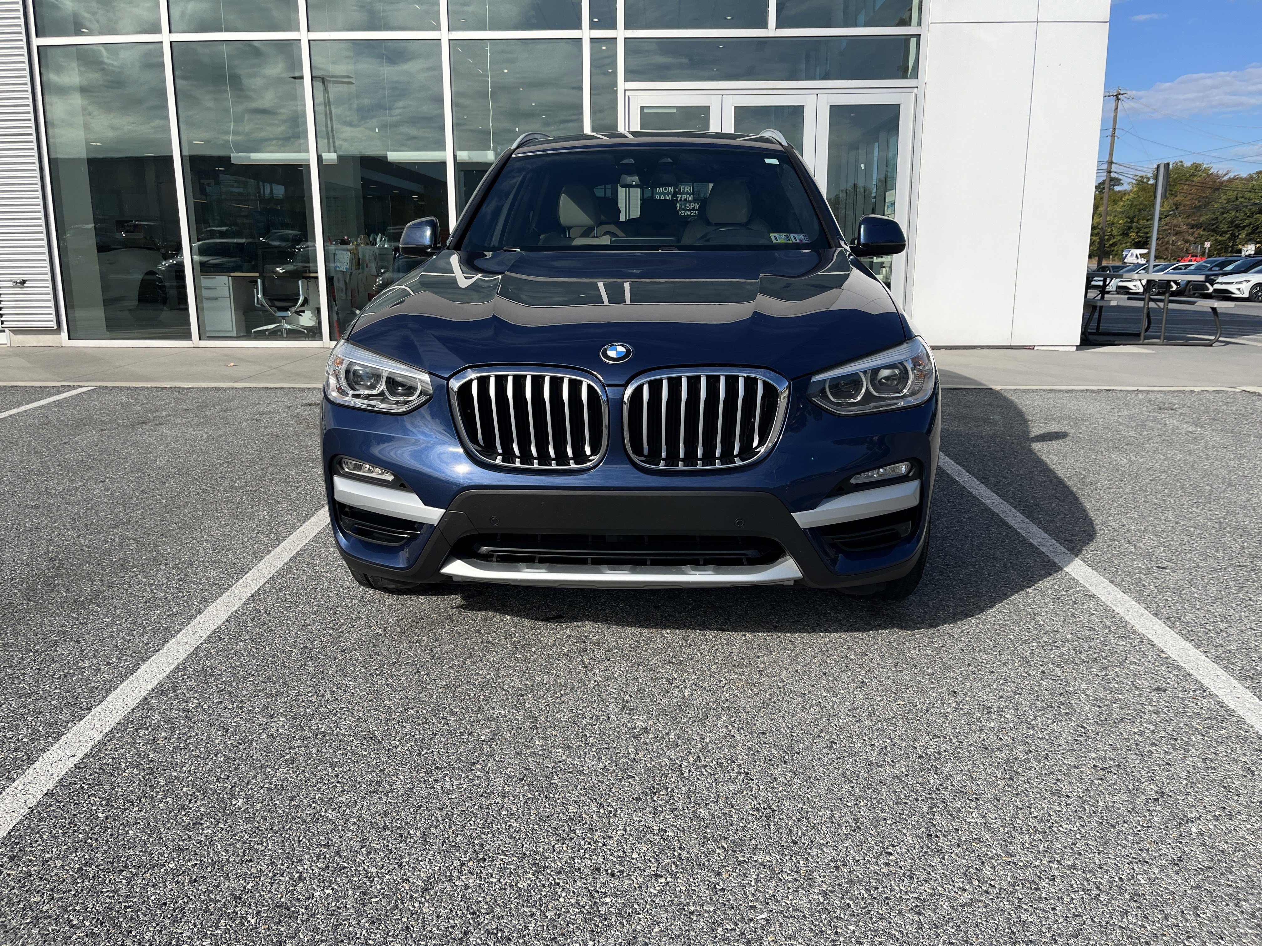 Used 2019 BMW X3 sDrive30i w/ Premium Package image 2