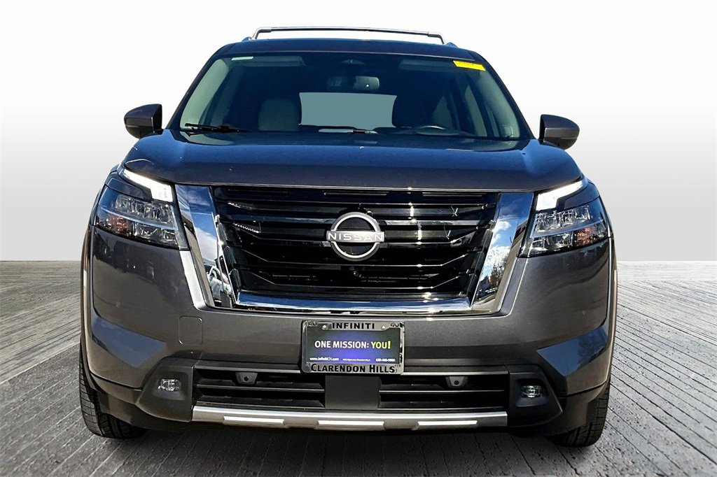 Used 2022 Nissan Pathfinder Platinum w/ Cargo Package image 2