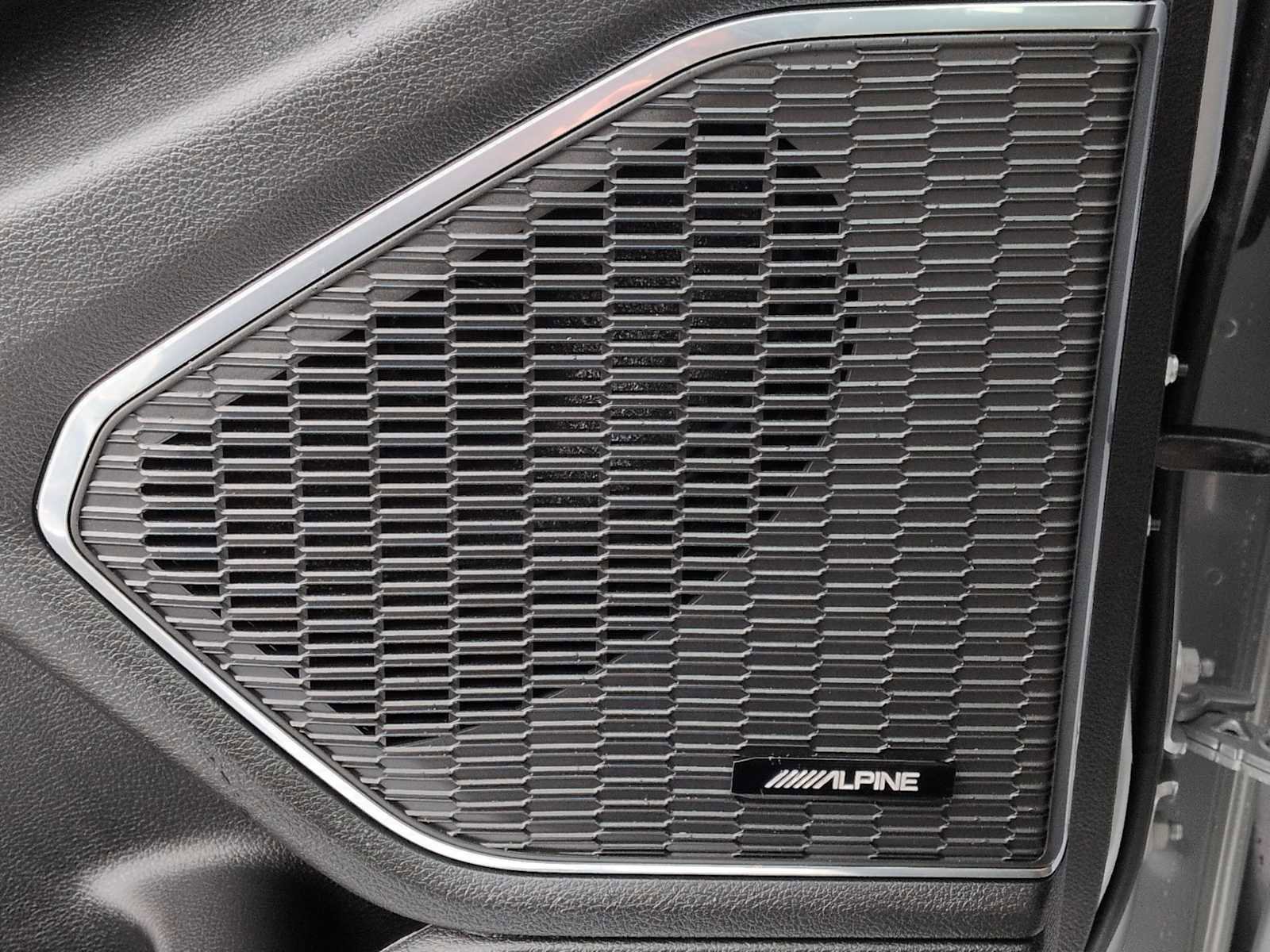 Used 2024 Jeep Grand Cherokee Summit w/ Adv Protech Group IV image 33