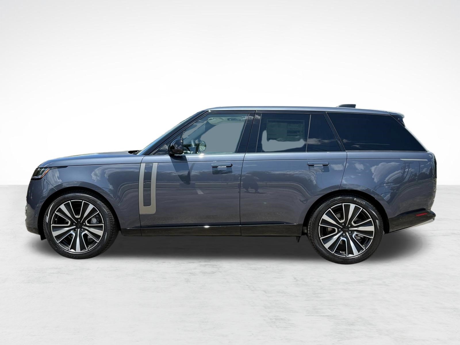 New 2026 Land Rover Range Rover SE AWD/4WD image 2