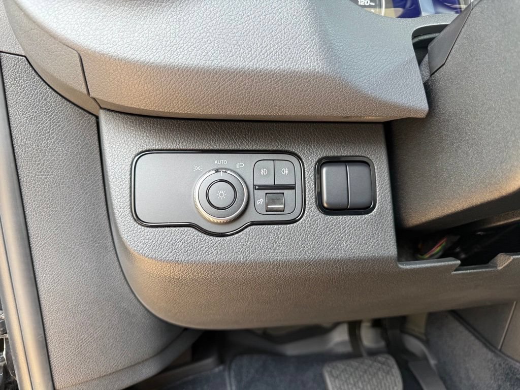 Used 2023 Mercedes-Benz Sprinter 3500 image 28