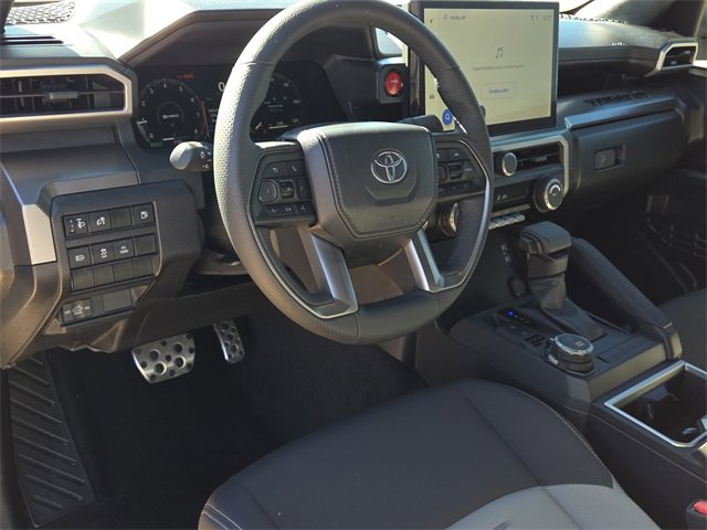 Used 2025 Toyota Tacoma TRD Sport image 19