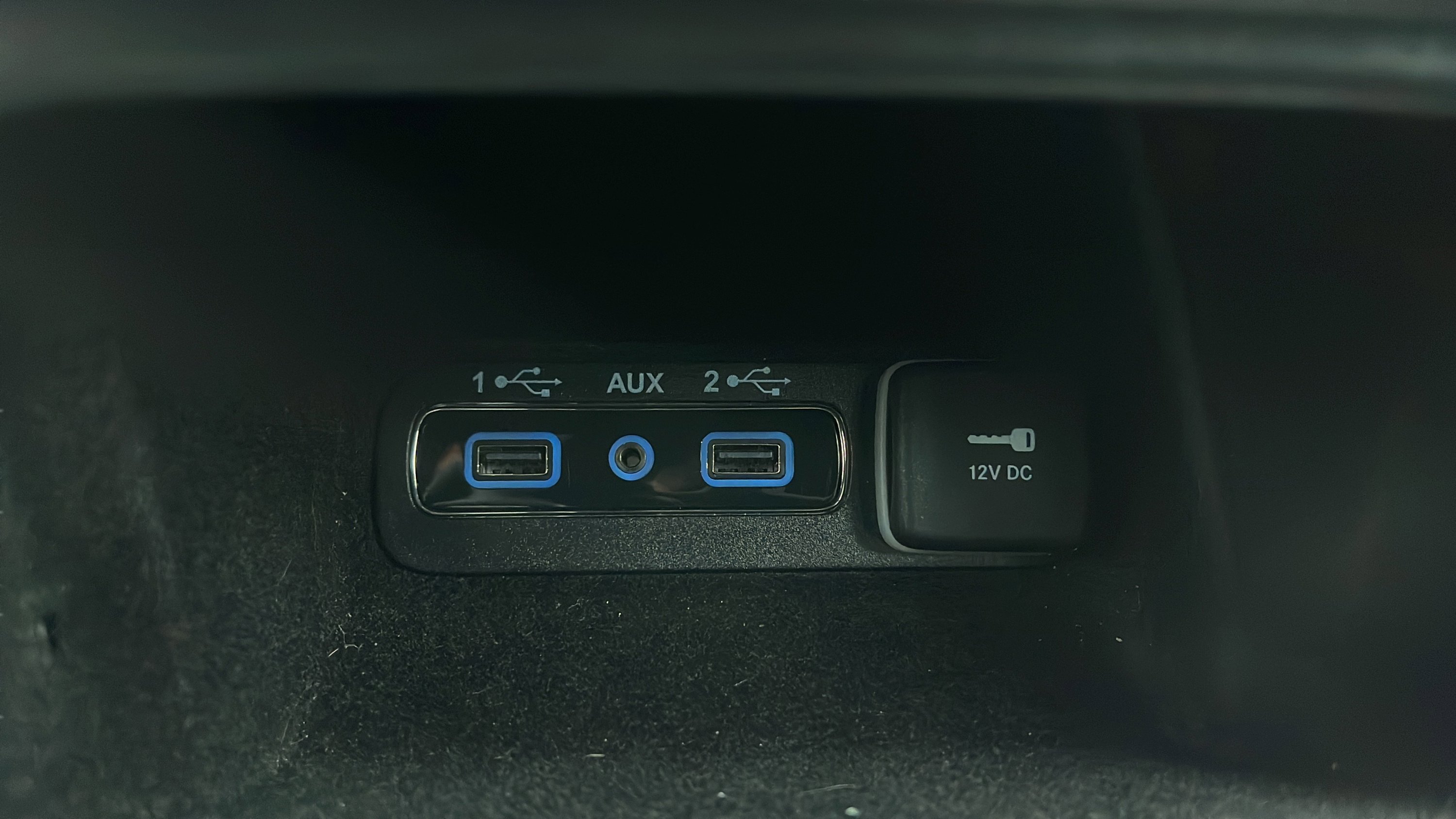 Used 2018 Jeep Grand Cherokee Altitude AWD/4WD image 19