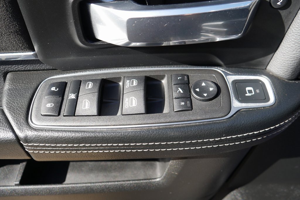 Used 2022 RAM 3500 Laramie image 31