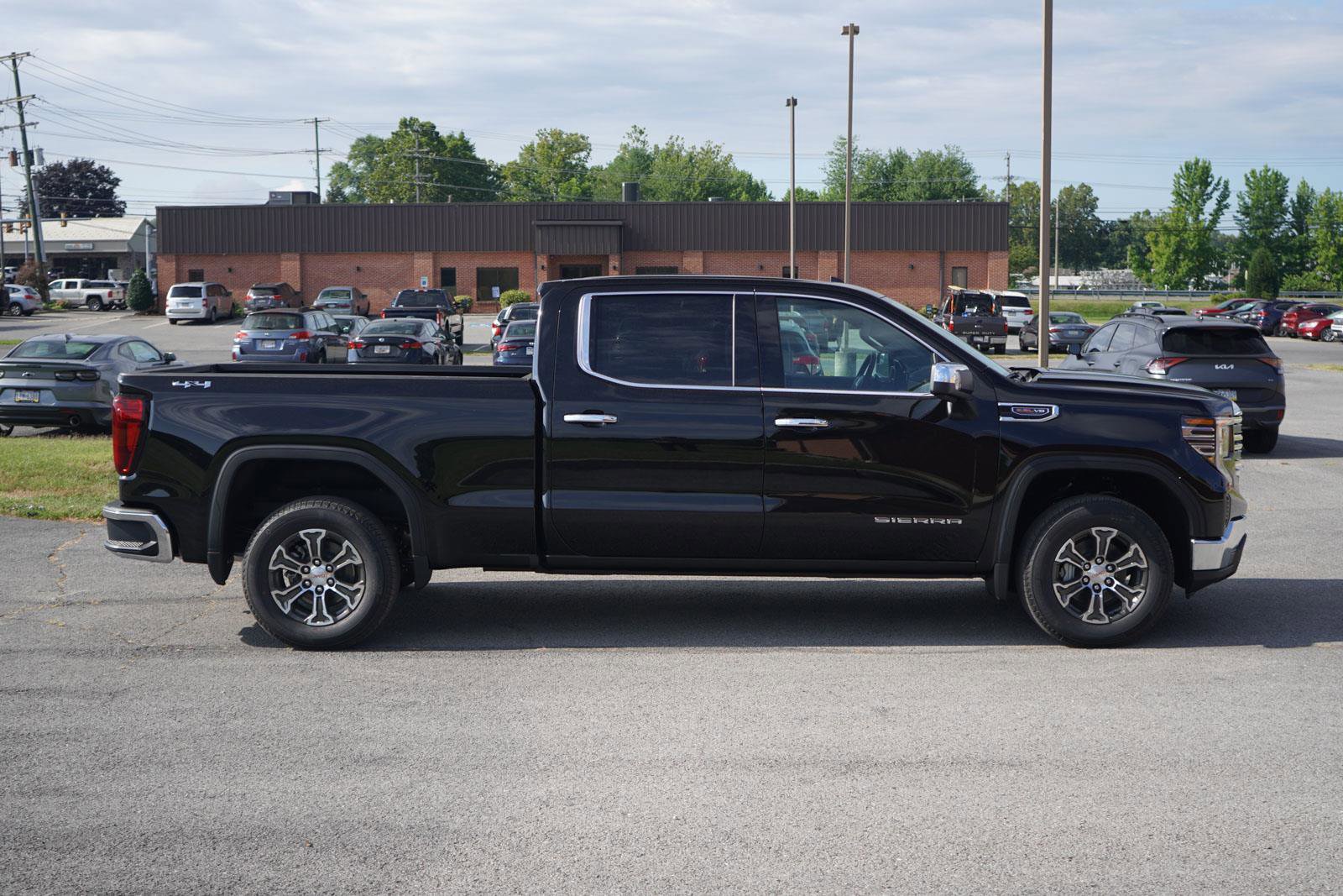 New 2026 GMC Sierra 1500 SLT w/ SLT Convenience Package image 2