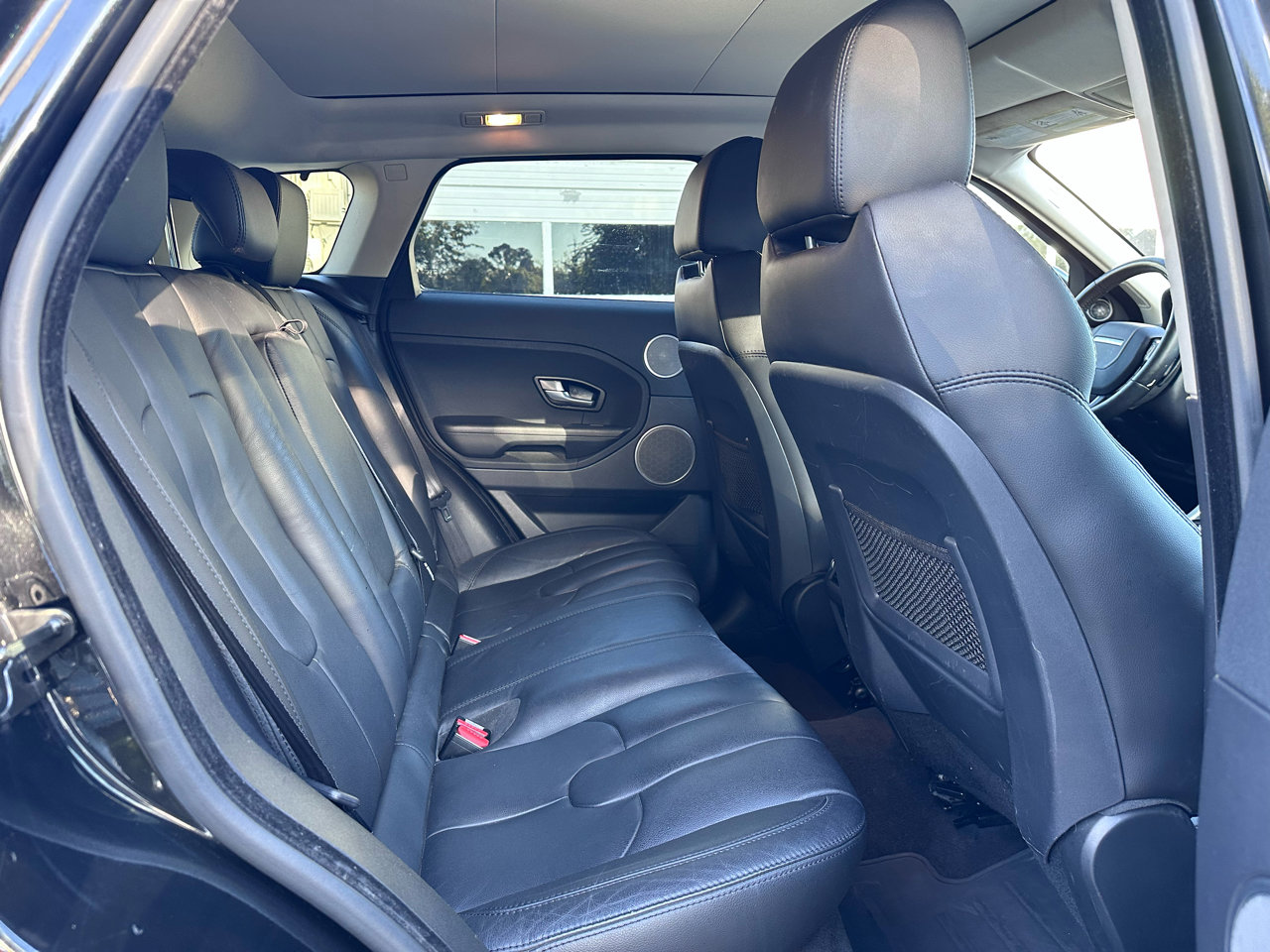 Used 2014 Land Rover Range Rover Evoque Pure Premium image 29