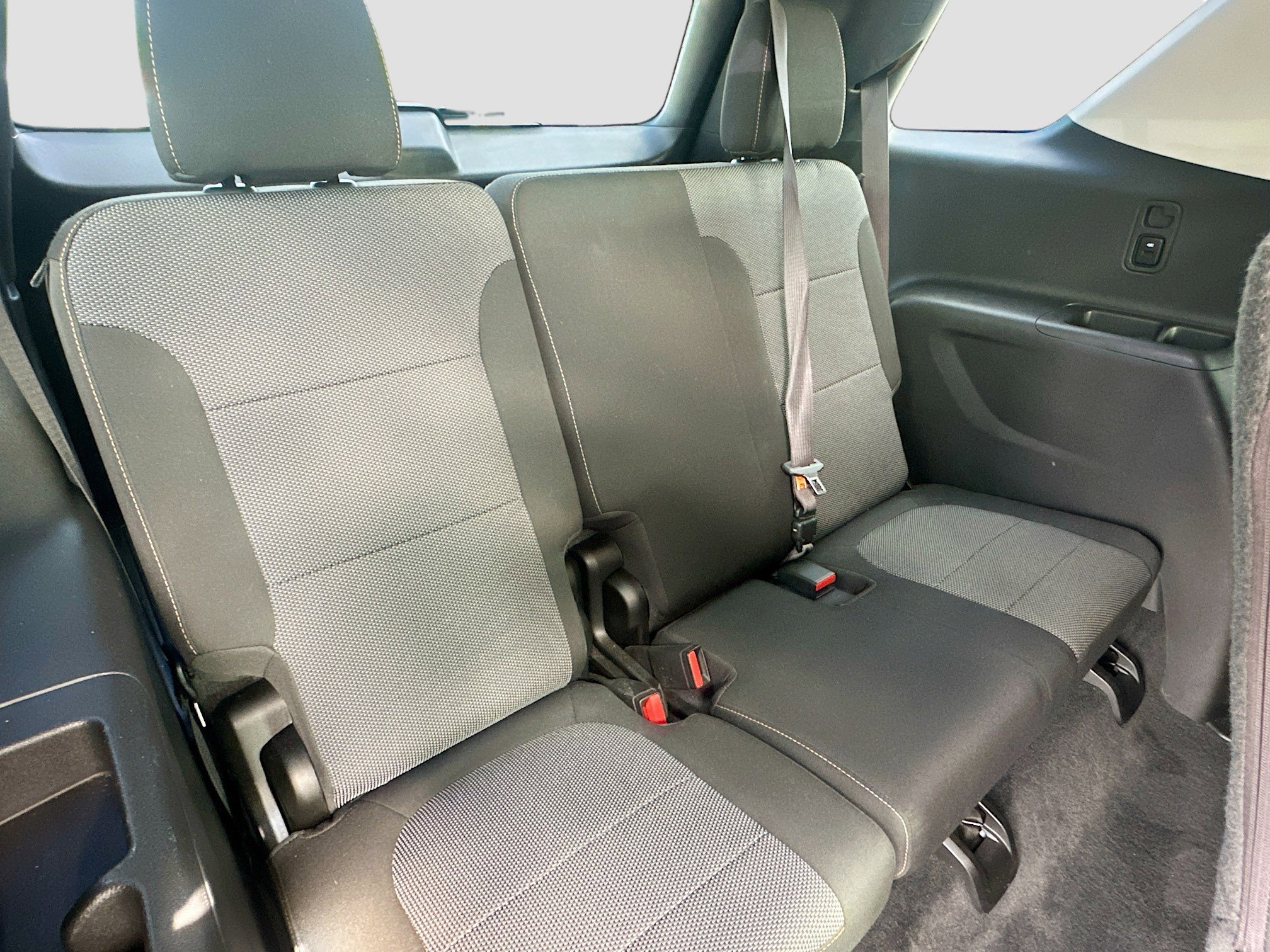 Used 2019 Chevrolet Traverse LS FWD image 26