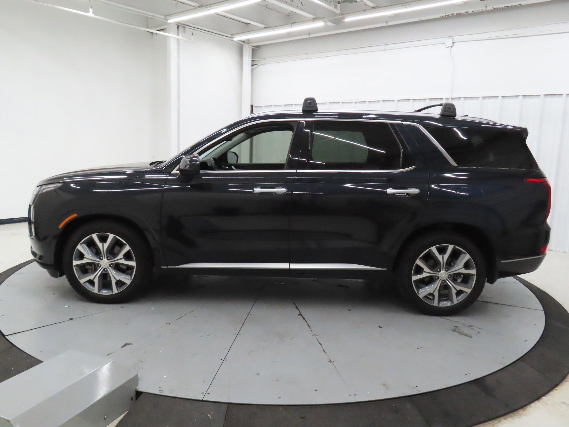 Used 2021 Hyundai Palisade Limited w/ Cargo Package image 6