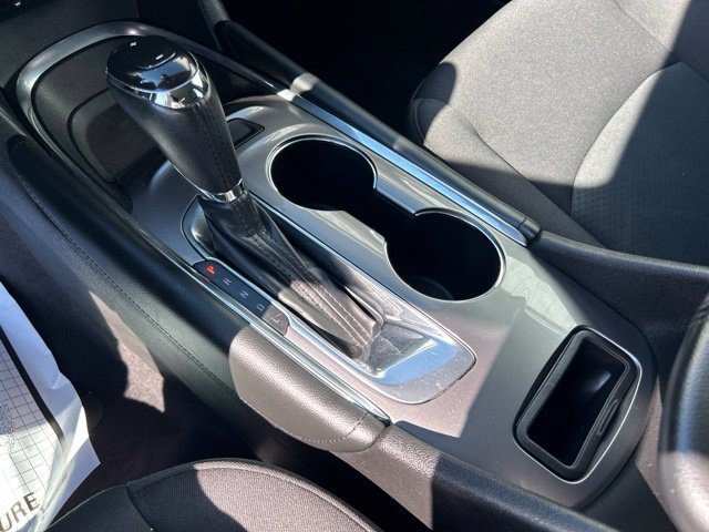 Used 2017 Chevrolet Malibu LT FWD image 31