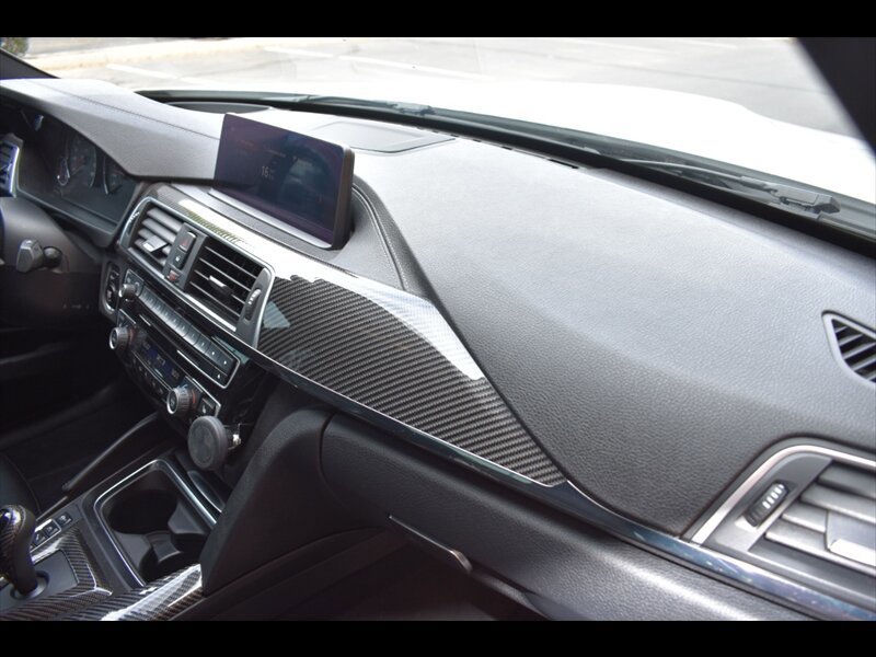 Used 2018 BMW M3 w/ Executive Package image 38