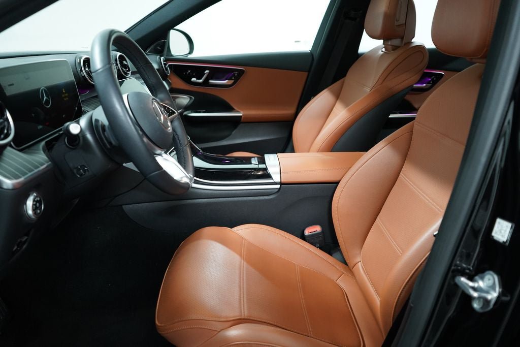 Used 2024 Mercedes-Benz C 300 4MATIC Sedan w/ Exclusive Trim Package image 14