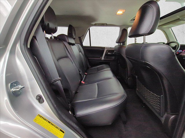 Used 2016 Toyota 4Runner Limited AWD/4WD image 24
