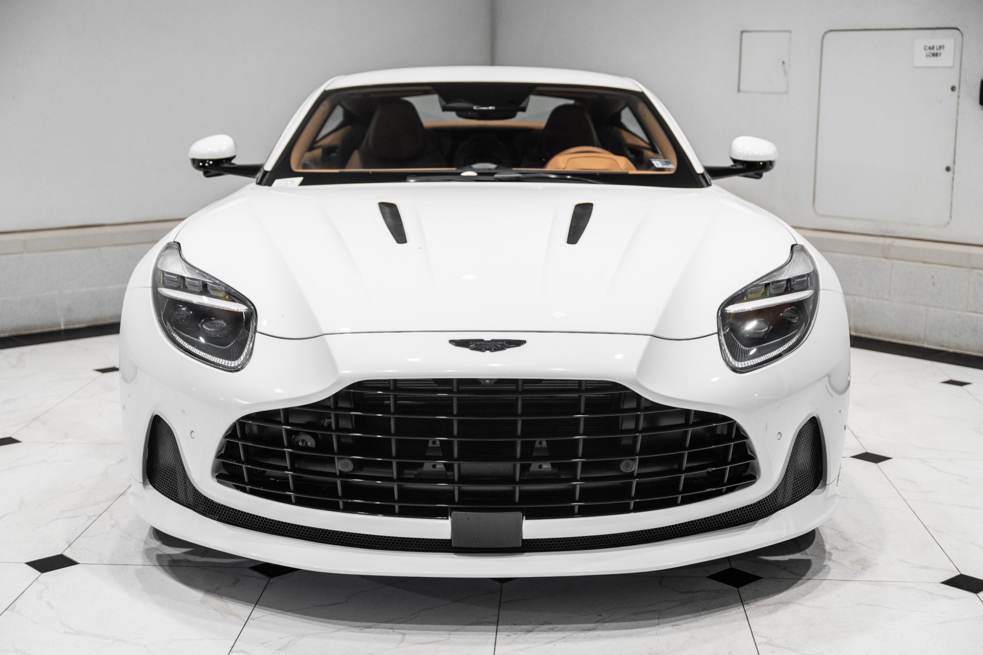 Used 2024 Aston Martin DB12 Coupe RWD image 7