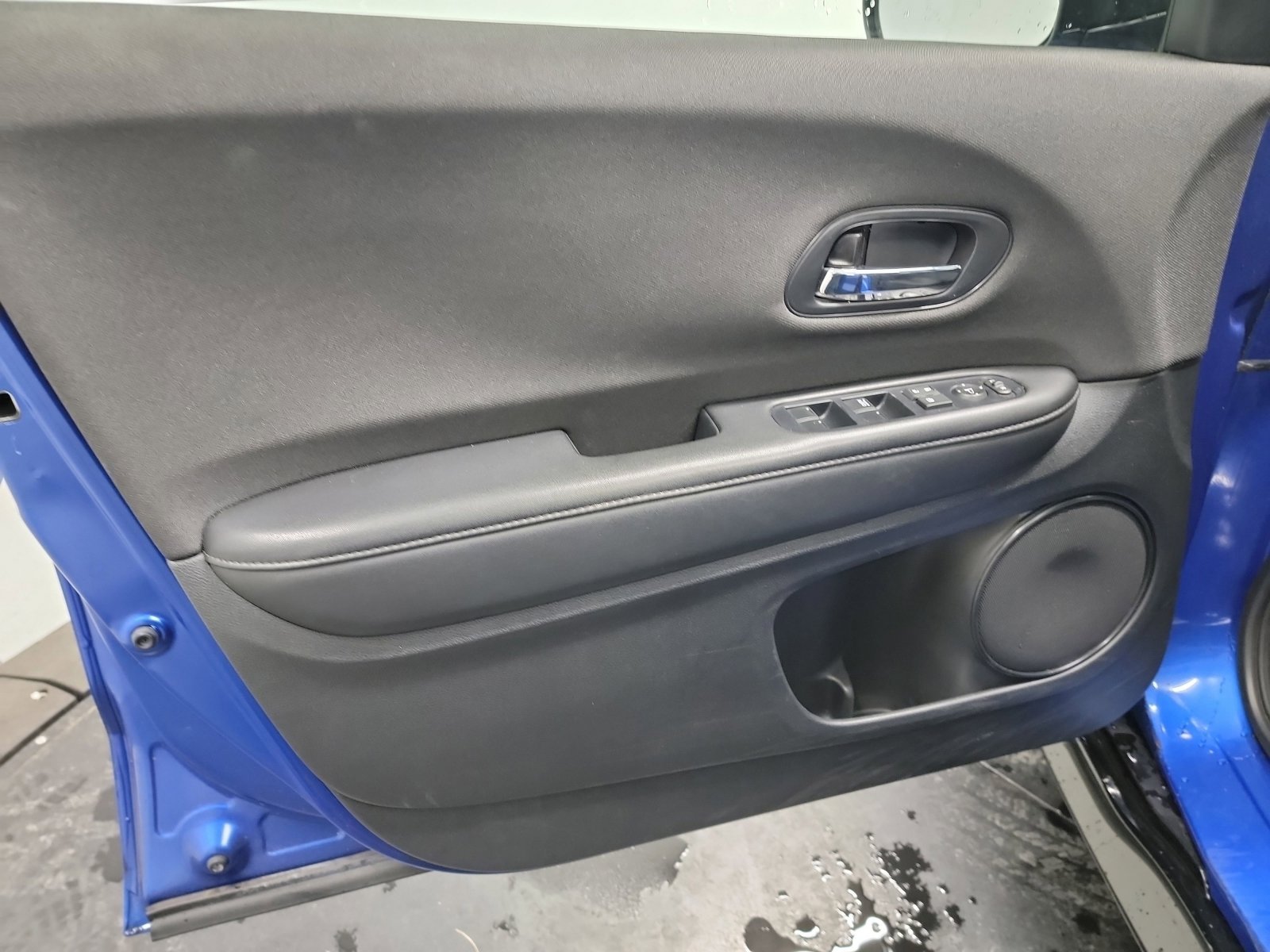 Certified 2021 Honda HR-V Sport image 13