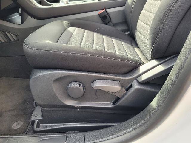 New 2024 Ford Edge SE w/ Black Appearance Package AWD/4WD image 32
