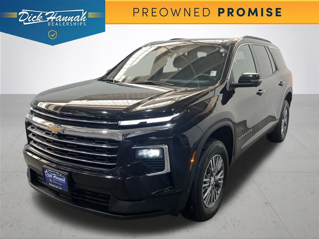 Used 2024 Chevrolet Traverse LT