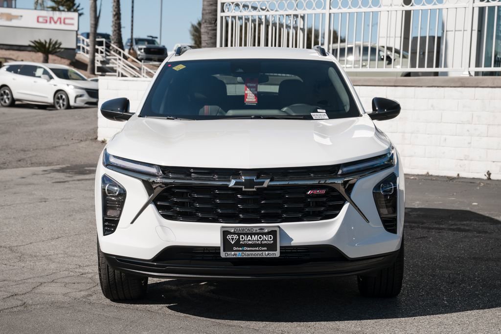 New 2026 Chevrolet Trax RS w/ Driver Confidence Package FWD image 3