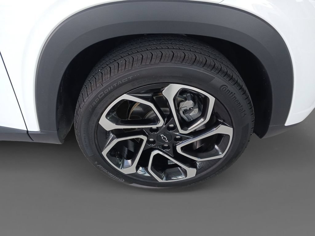 Used 2026 Chevrolet Trax RS w/ Driver Confidence Package FWD image 16