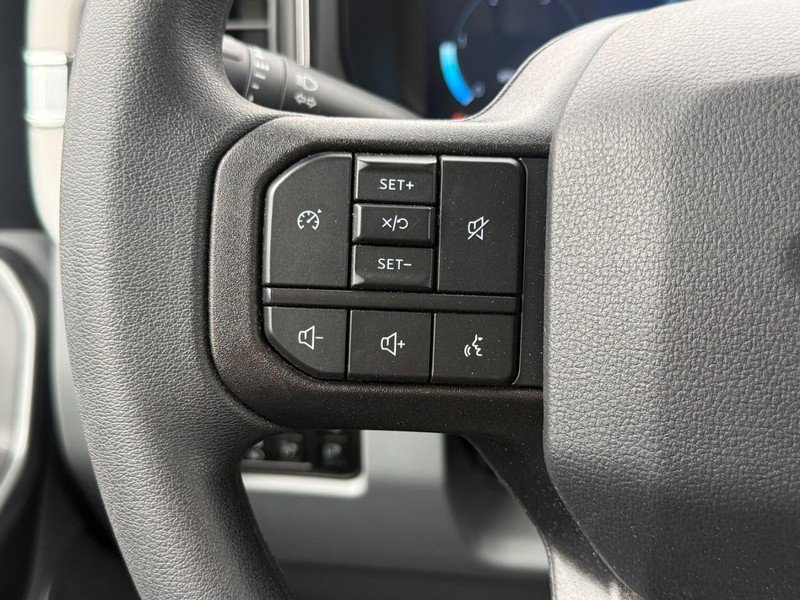 New 2026 Ford F250 XLT w/ XLT Premium Package AWD/4WD image 18