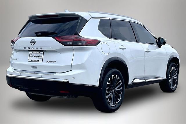 Certified 2024 Nissan Rogue Platinum w/ Platinum Premium Package FWD image 5