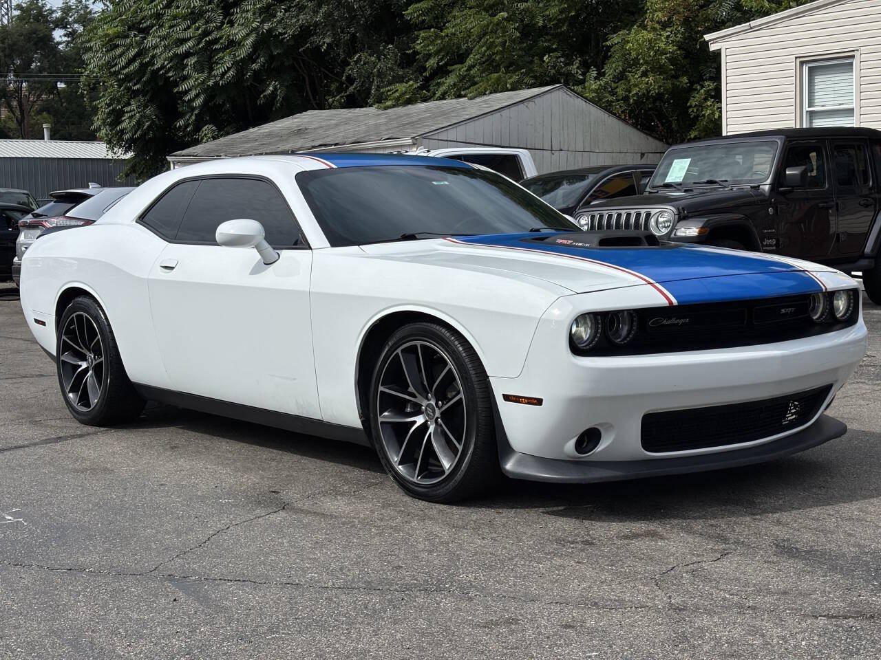 Used 2016 Dodge Challenger R/T Scat Pack RWD image 2