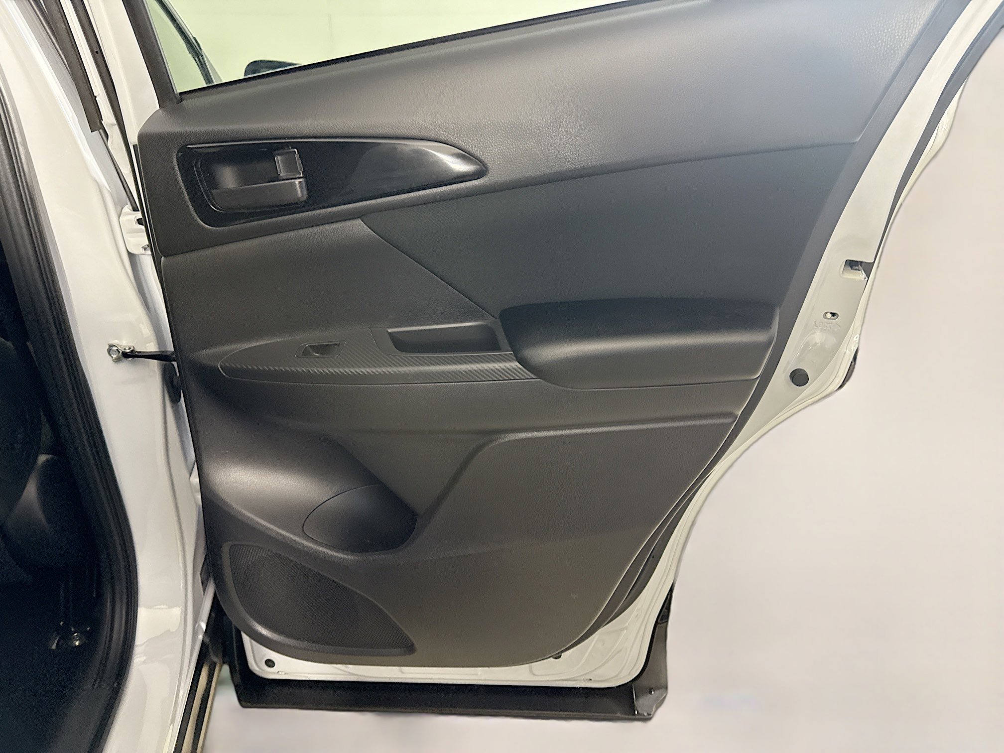 Used 2023 Mitsubishi Eclipse Cross LE image 28