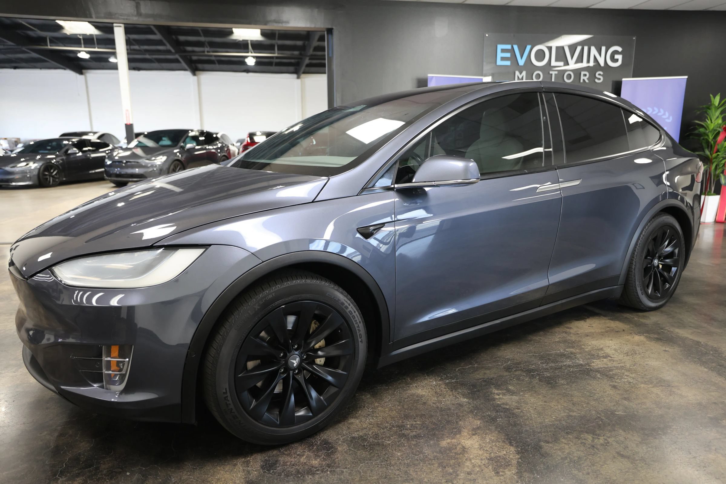 Used 2018 Tesla Model X 100D AWD/4WD image 5