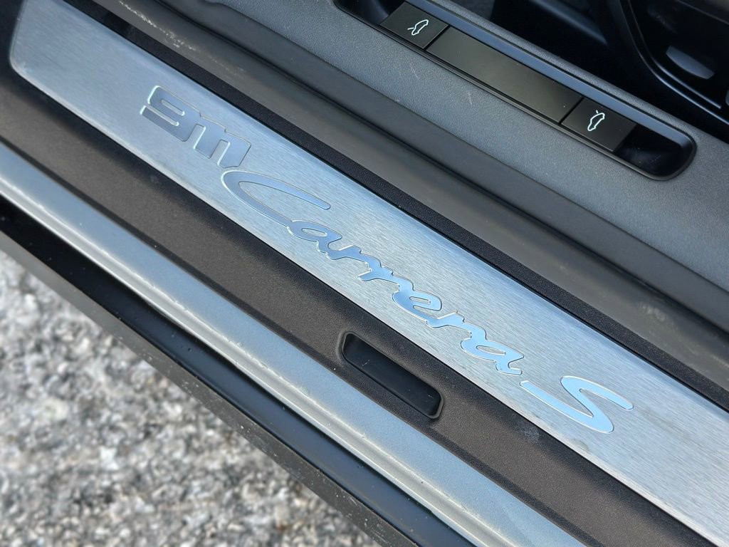 Used 2021 Porsche 911 Carrera S image 22