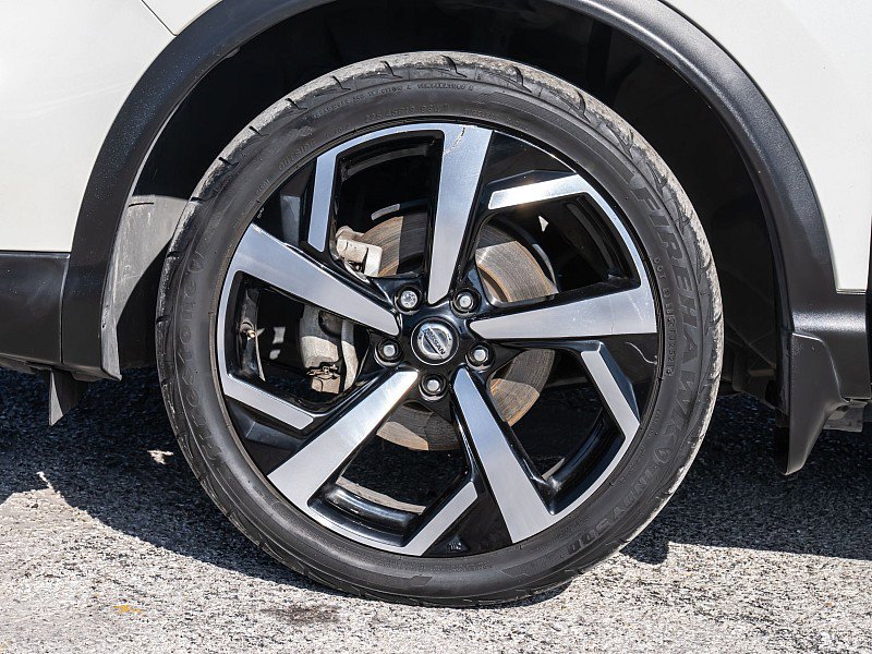 Used 2020 Nissan Rogue Sport SL image 33