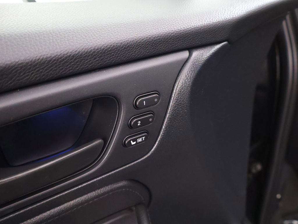Used 2023 Honda Odyssey EX-L image 39