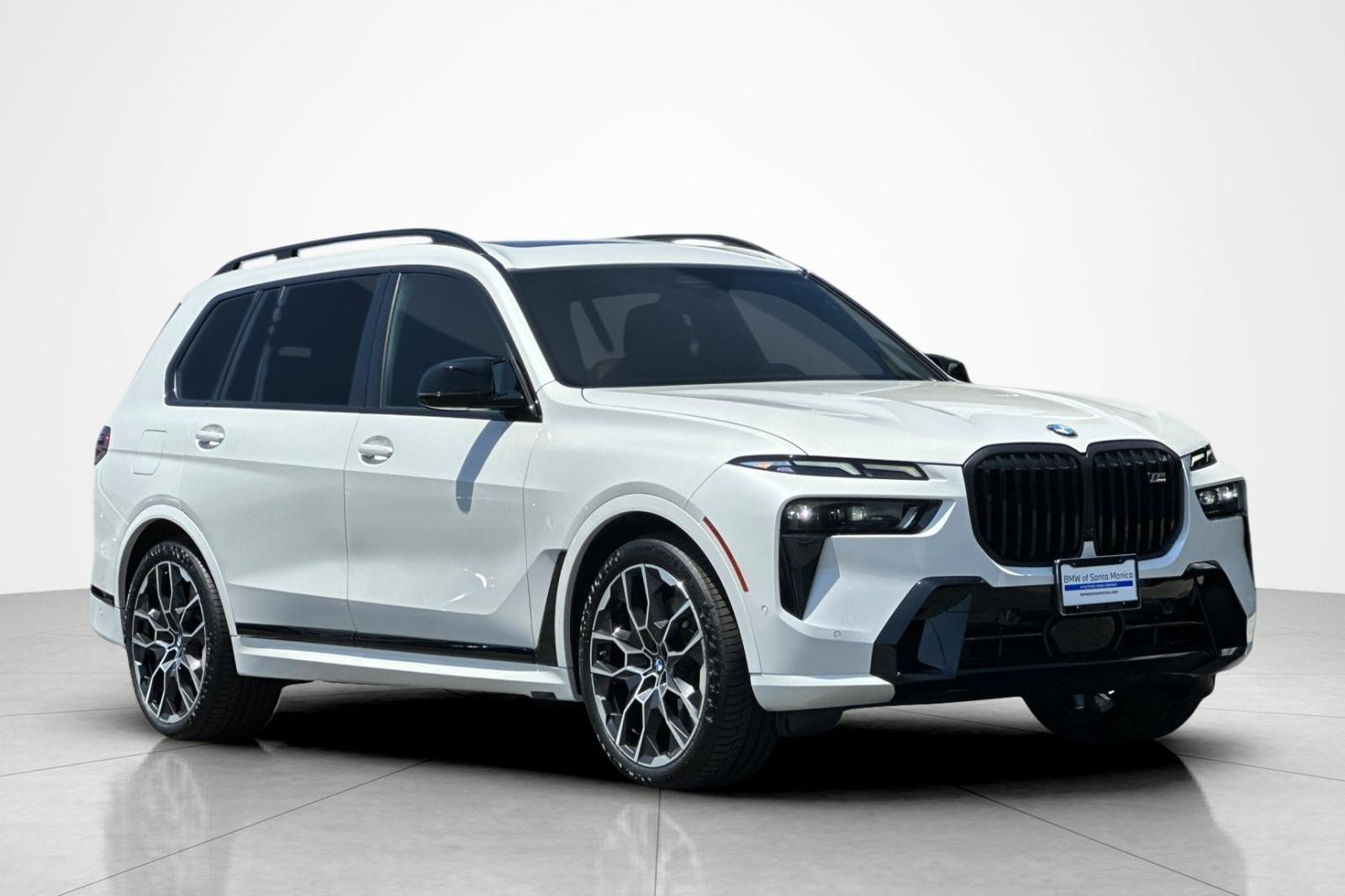 Used 2024 BMW X7 M60i w/ Executive Package AWD/4WD image 7