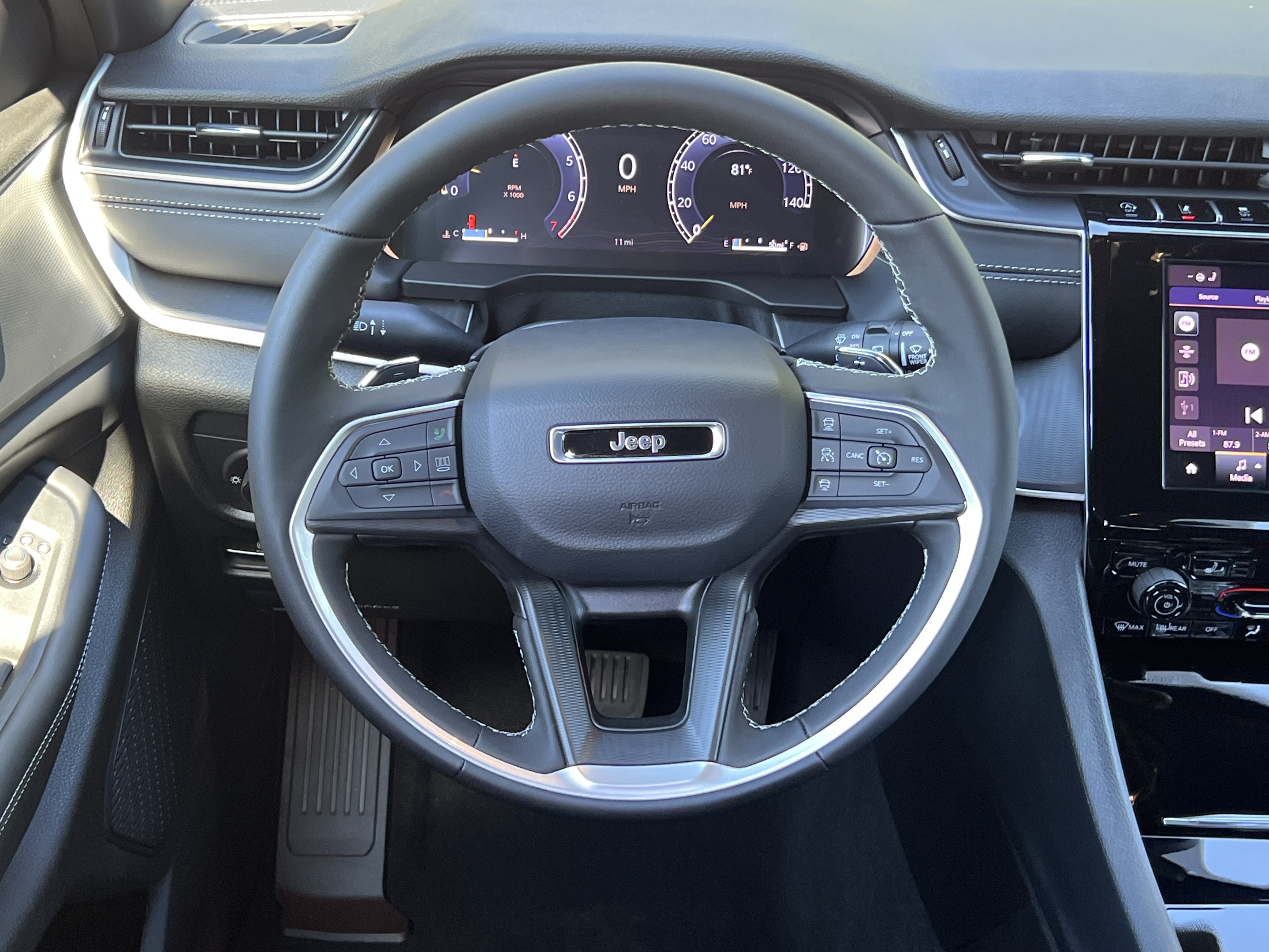 New 2026 Jeep Grand Cherokee Laredo X RWD image 23