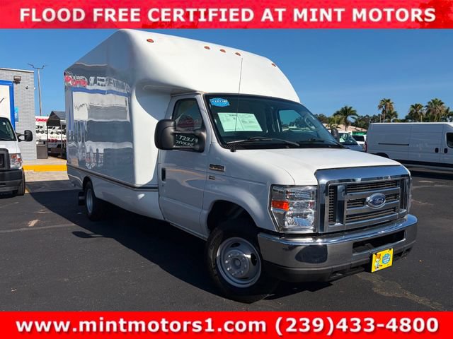 Used 2019 Ford E-350 and Econoline 350 Super Duty RWD image 5