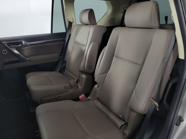 Used 2023 Lexus GX 460 Premium image 18