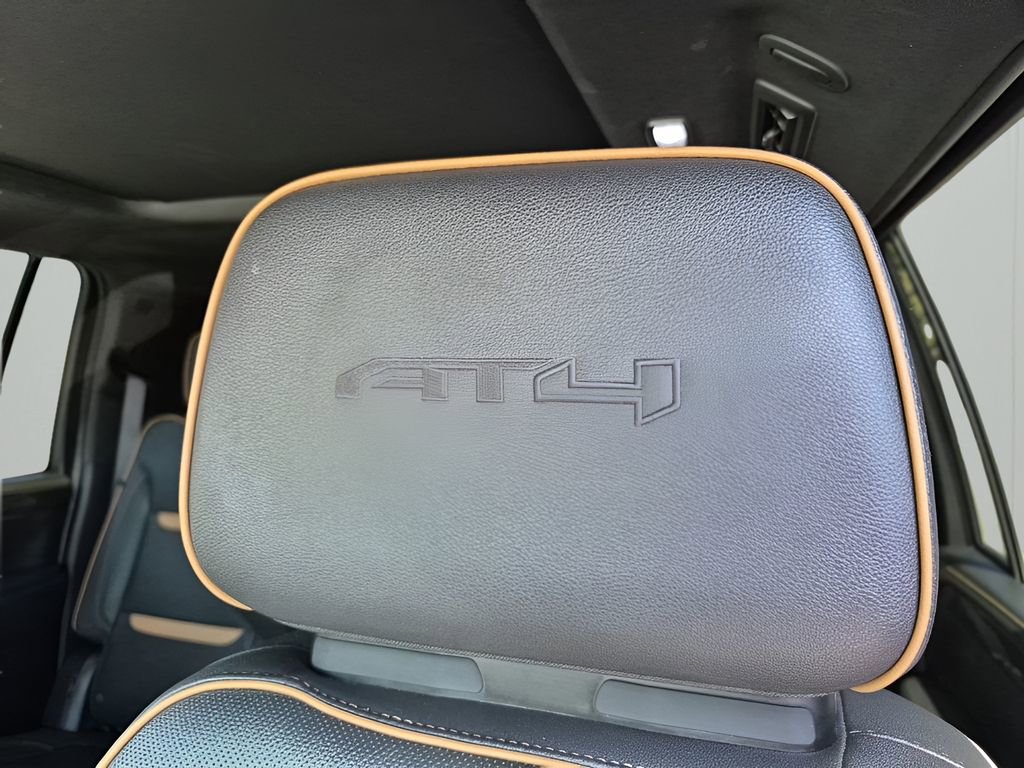 Used 2023 GMC Yukon XL AT4 w/ AT4 Premium Package image 33