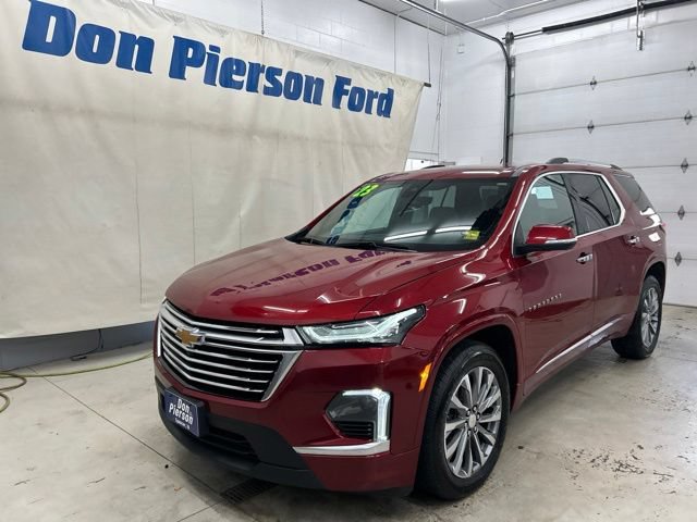 Used 2023 Chevrolet Traverse Premier AWD/4WD image 1