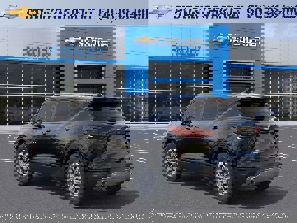 New 2026 Chevrolet Blazer LT image 3