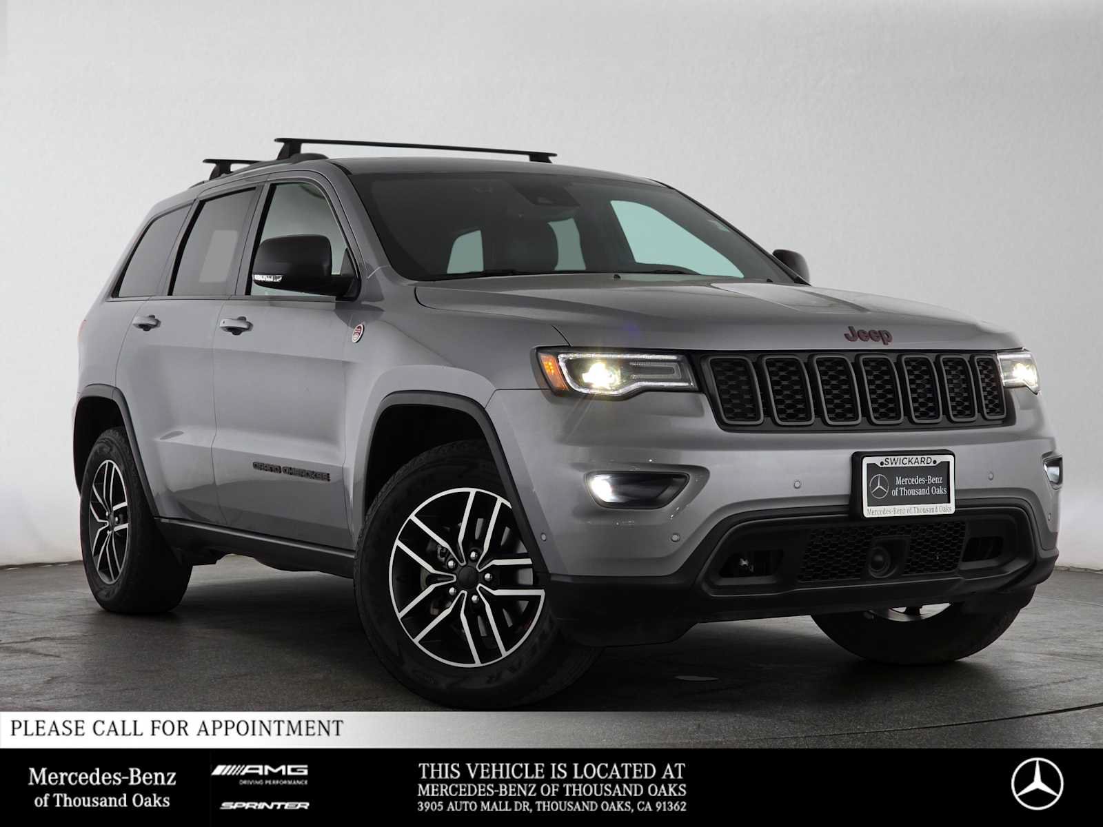 Used 2020 Jeep Grand Cherokee Trailhawk w/ Premium Lighting Group AWD/4WD image 1