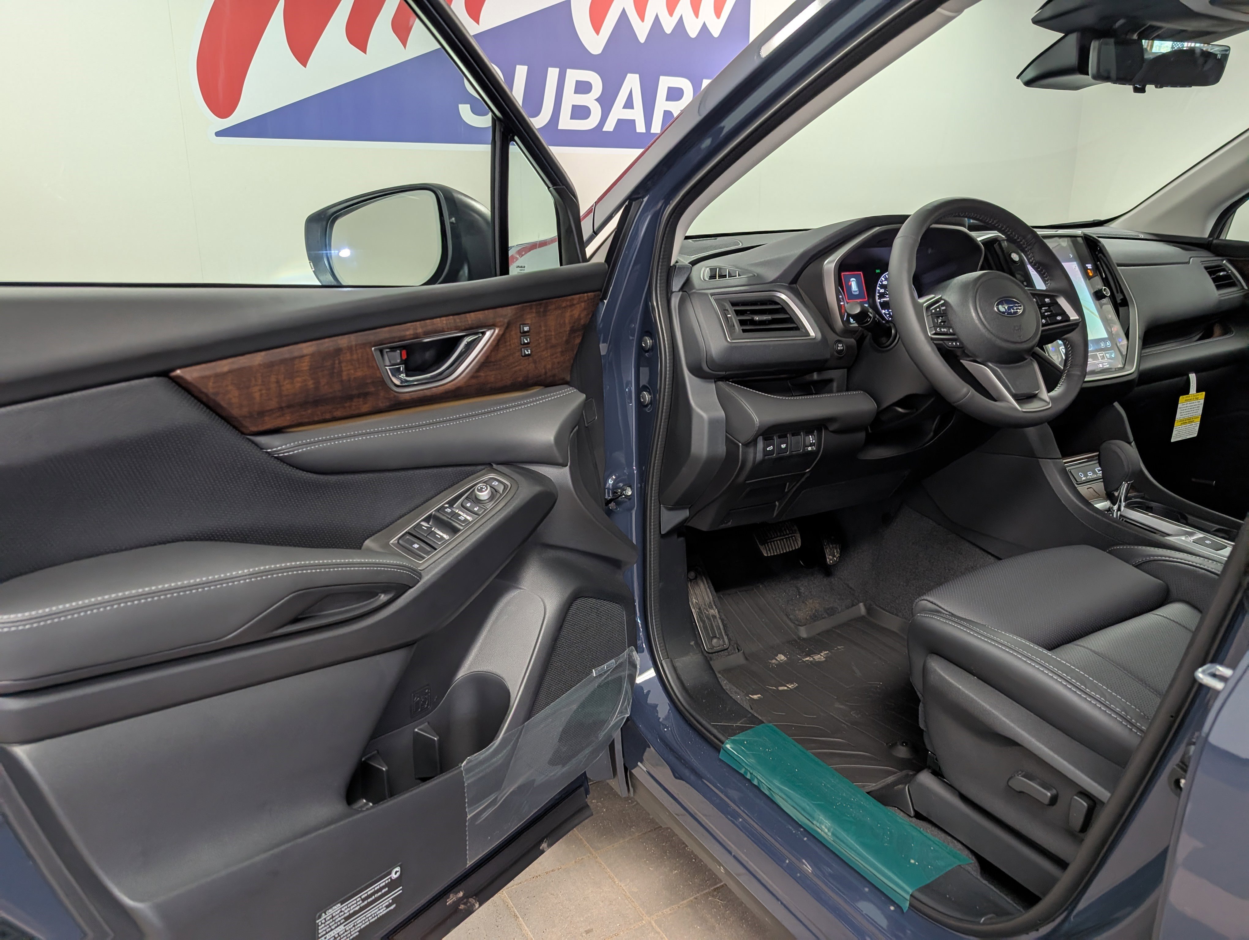 New 2025 Subaru Ascent Touring w/ Popular Package #2 image 34