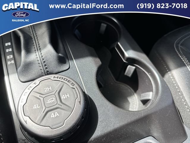 Certified 2025 Ford Bronco Badlands AWD/4WD image 31