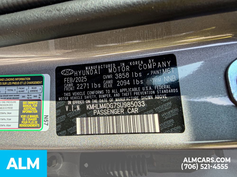 Used 2025 Hyundai Elantra Sport FWD image 17