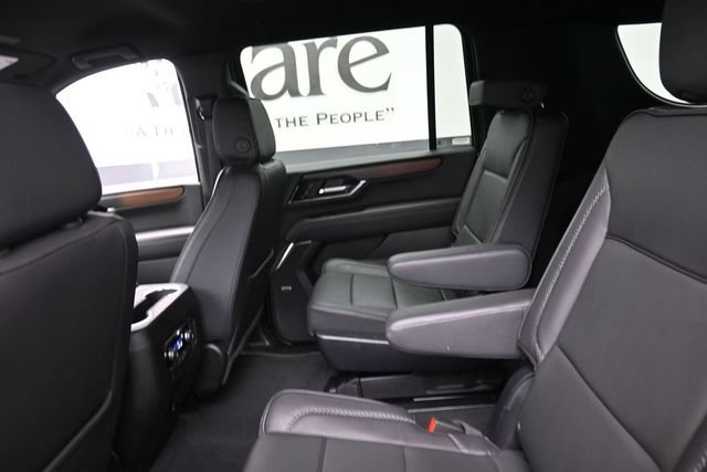 Used 2025 GMC Yukon XL Denali AWD/4WD image 22