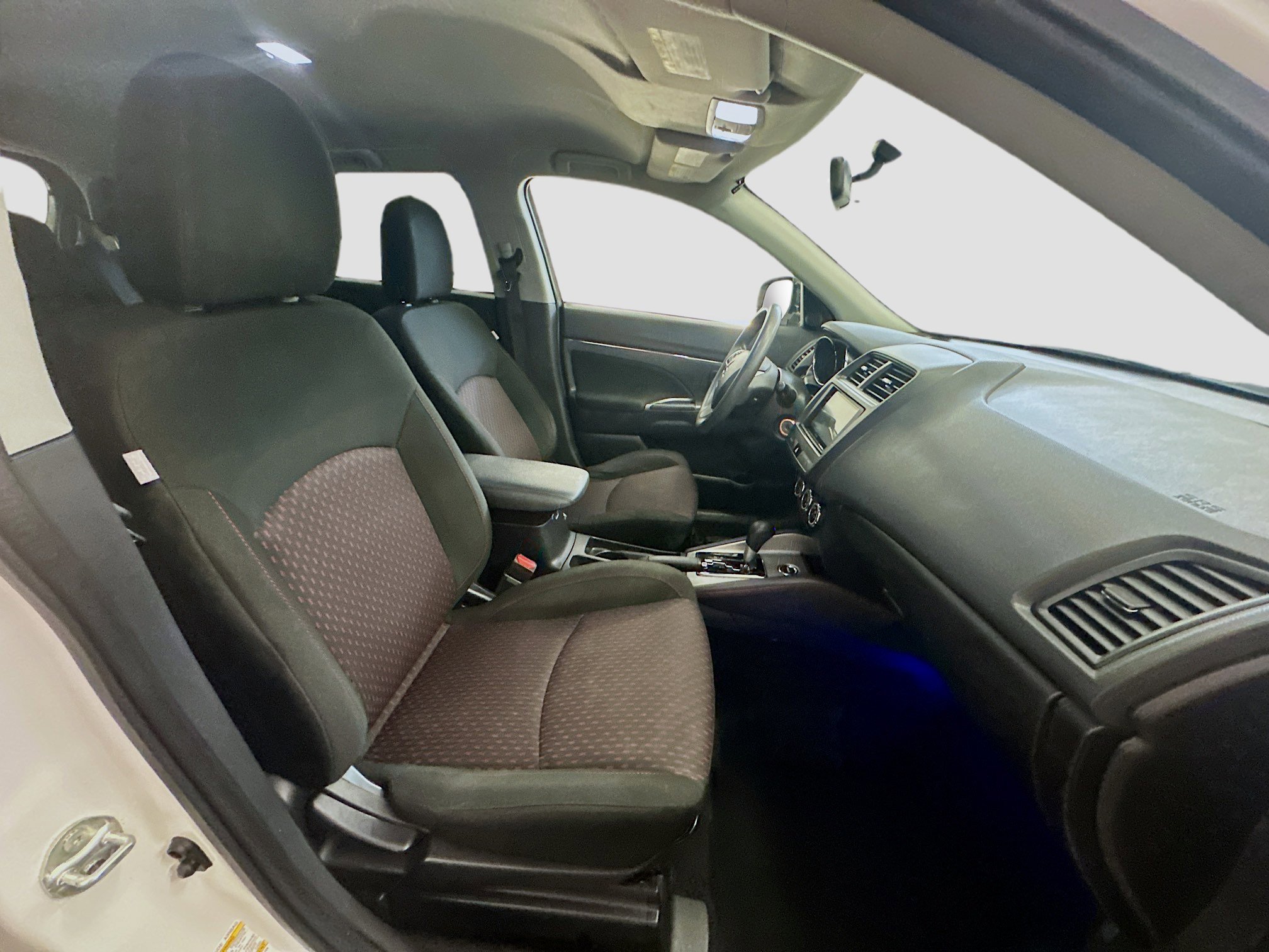 Used 2018 Mitsubishi Outlander Sport ES image 31